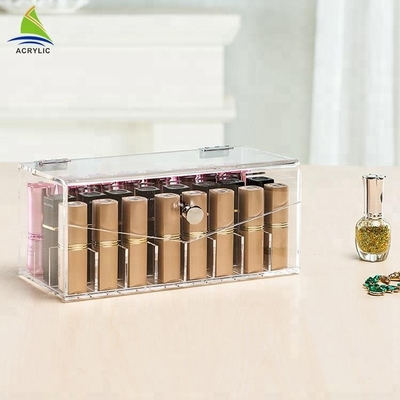 آرایش اکریلیک آرایشی شفاف پروژکتور را تشکیل می دهد